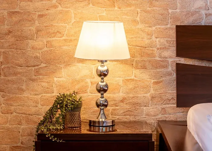 1br With Jacuzzi Near Herastrau: Ideal Getaway Apartment