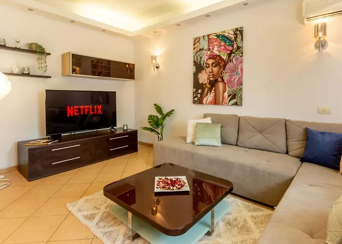 Apartment 1br With Jacuzzi Near Herastrau: Ideal Getaway *