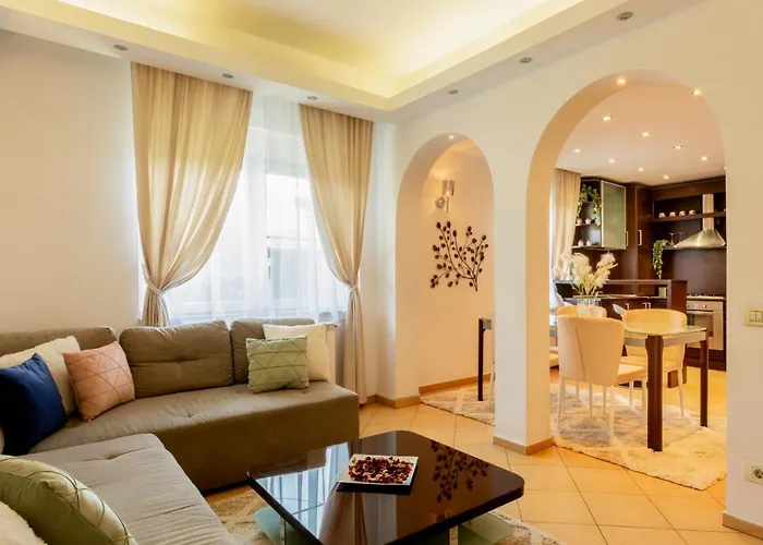 1br With Jacuzzi Near Herastrau: Ideal Getaway * בוקרשט