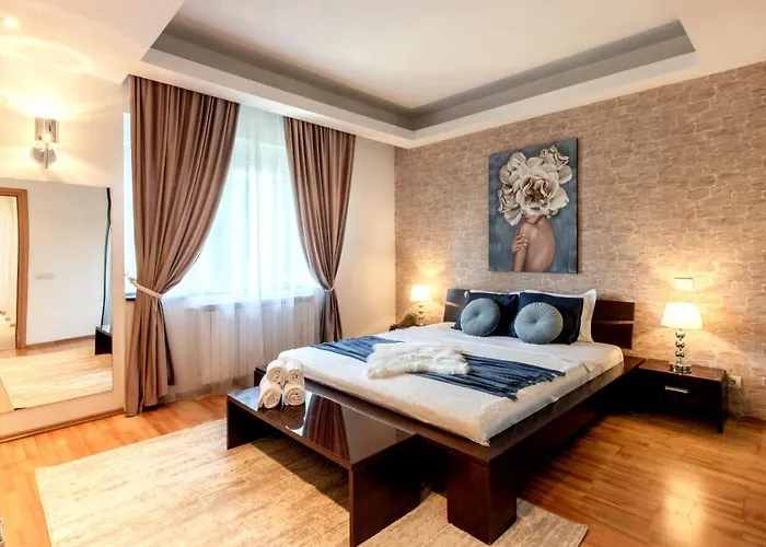 Apartament 1br With Jacuzzi Near Herastrau: Ideal Getaway